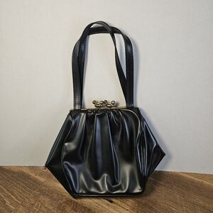 Vintage Black Kisslock Handbag